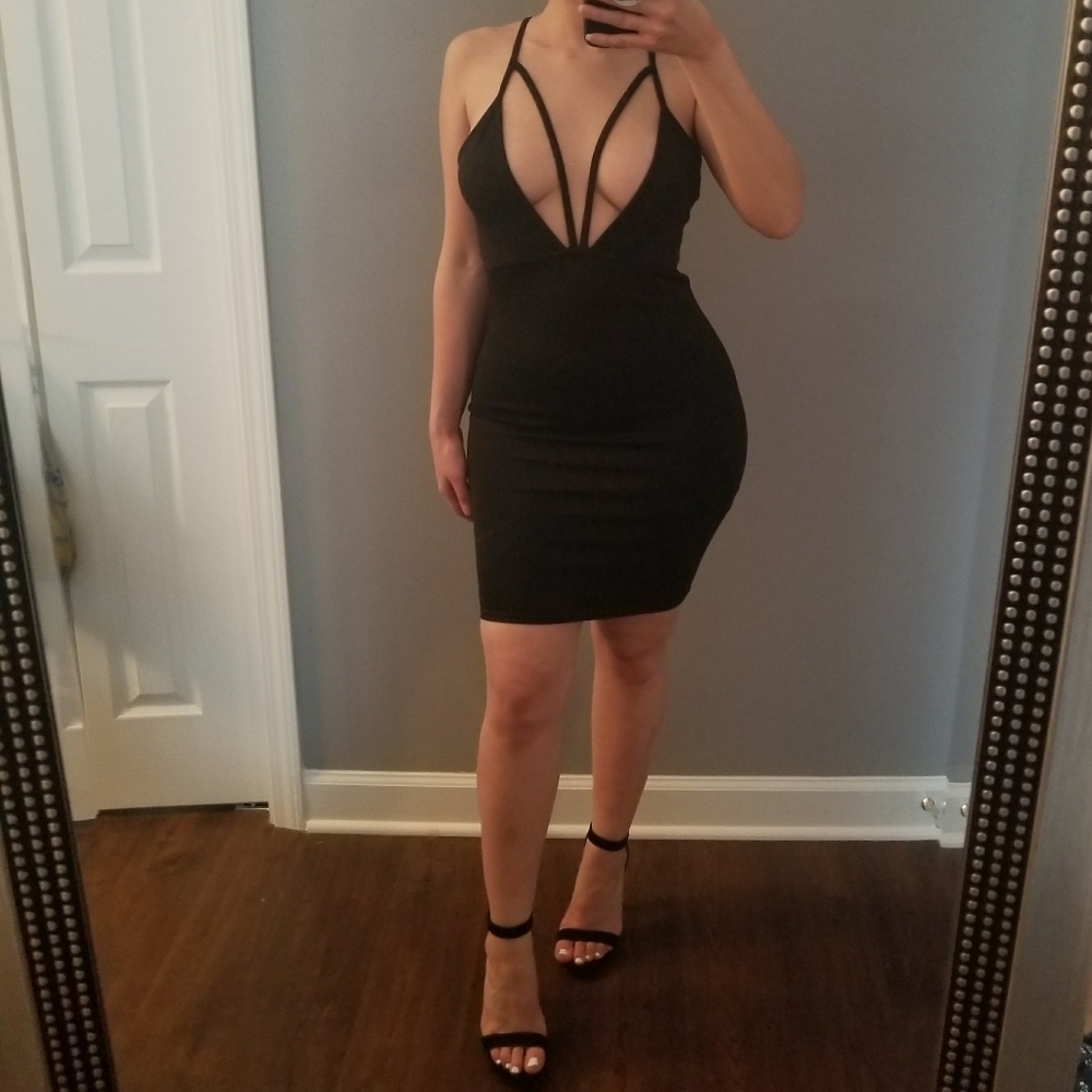 LITTLE BLACK DRESS